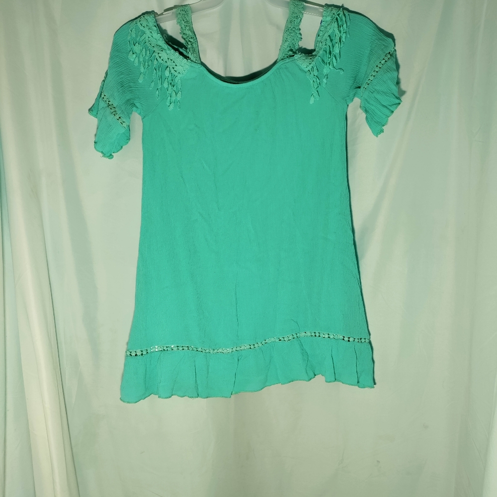 Little sassy blouse - Picture 4 of 4